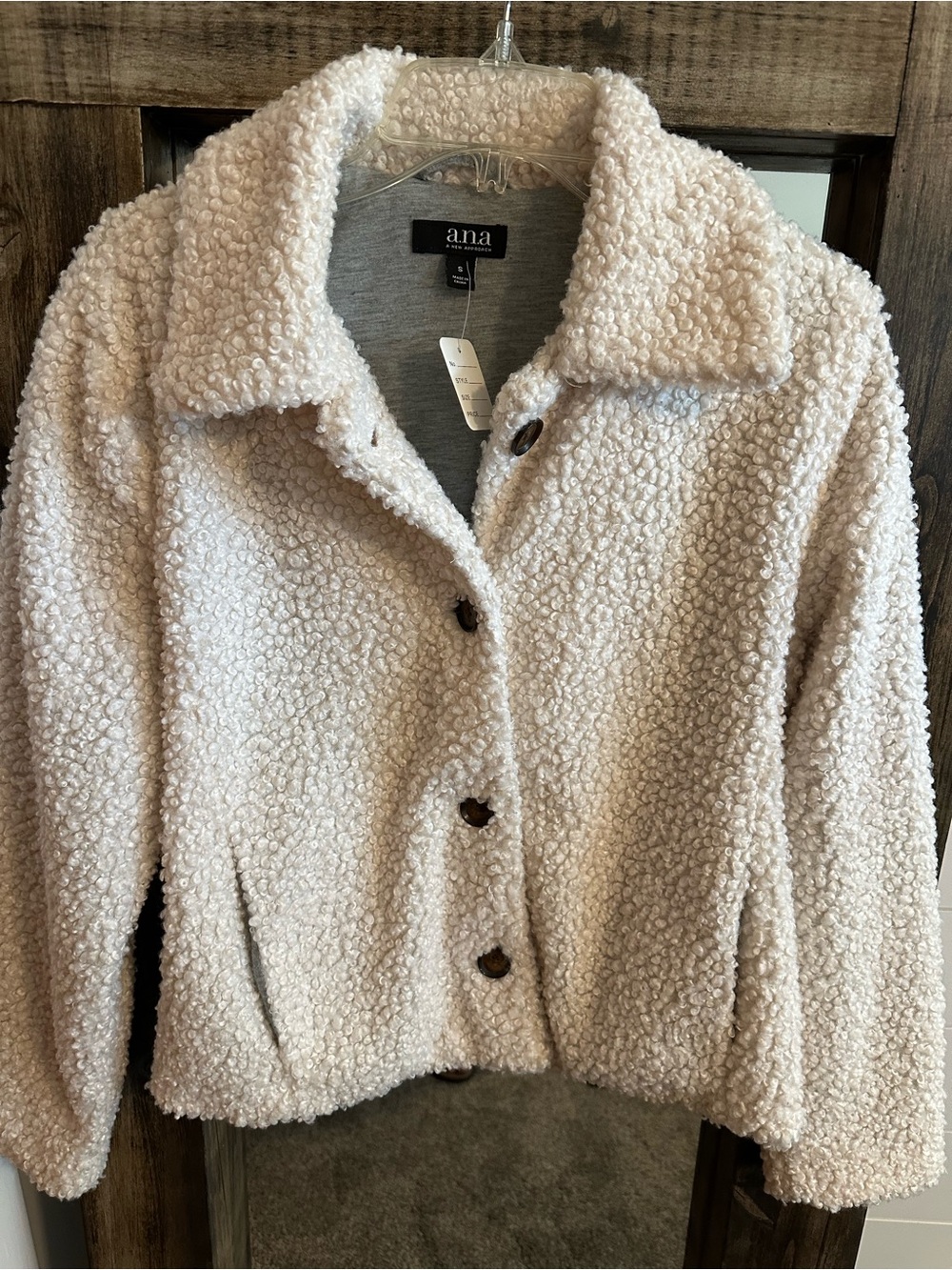 a.n.a. Size S Women’s Teddy Sherpa Jacket Cream Button Front Faux Shearling